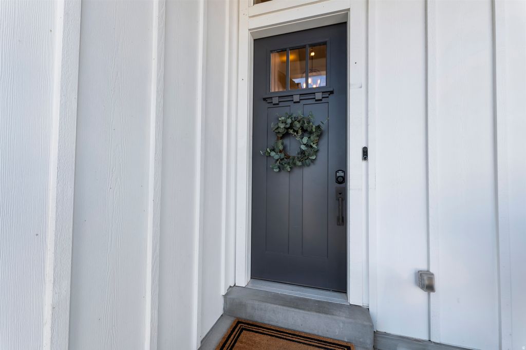 Photo of 244 W COLUMBINE CIR S, Saratoga Springs, UT 84045 (MLS # 2148758)