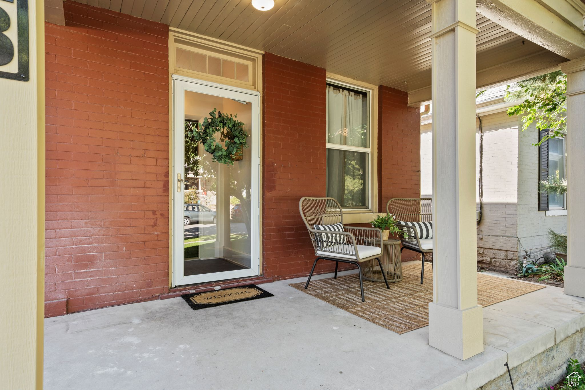 STEELES SUB - Residential Lease