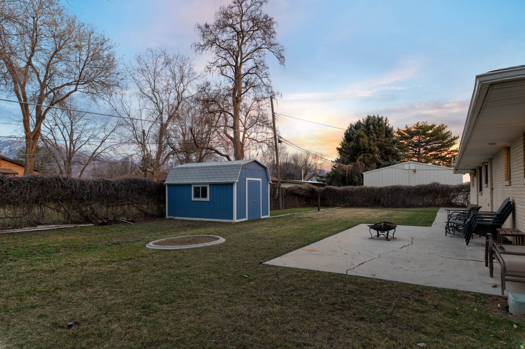 LU ANN - Residential