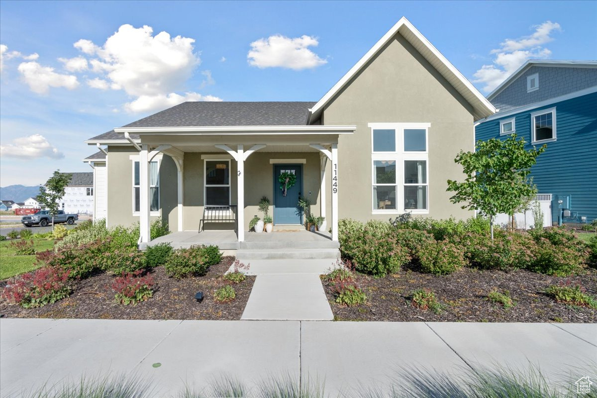 DAYBREAK - Residential