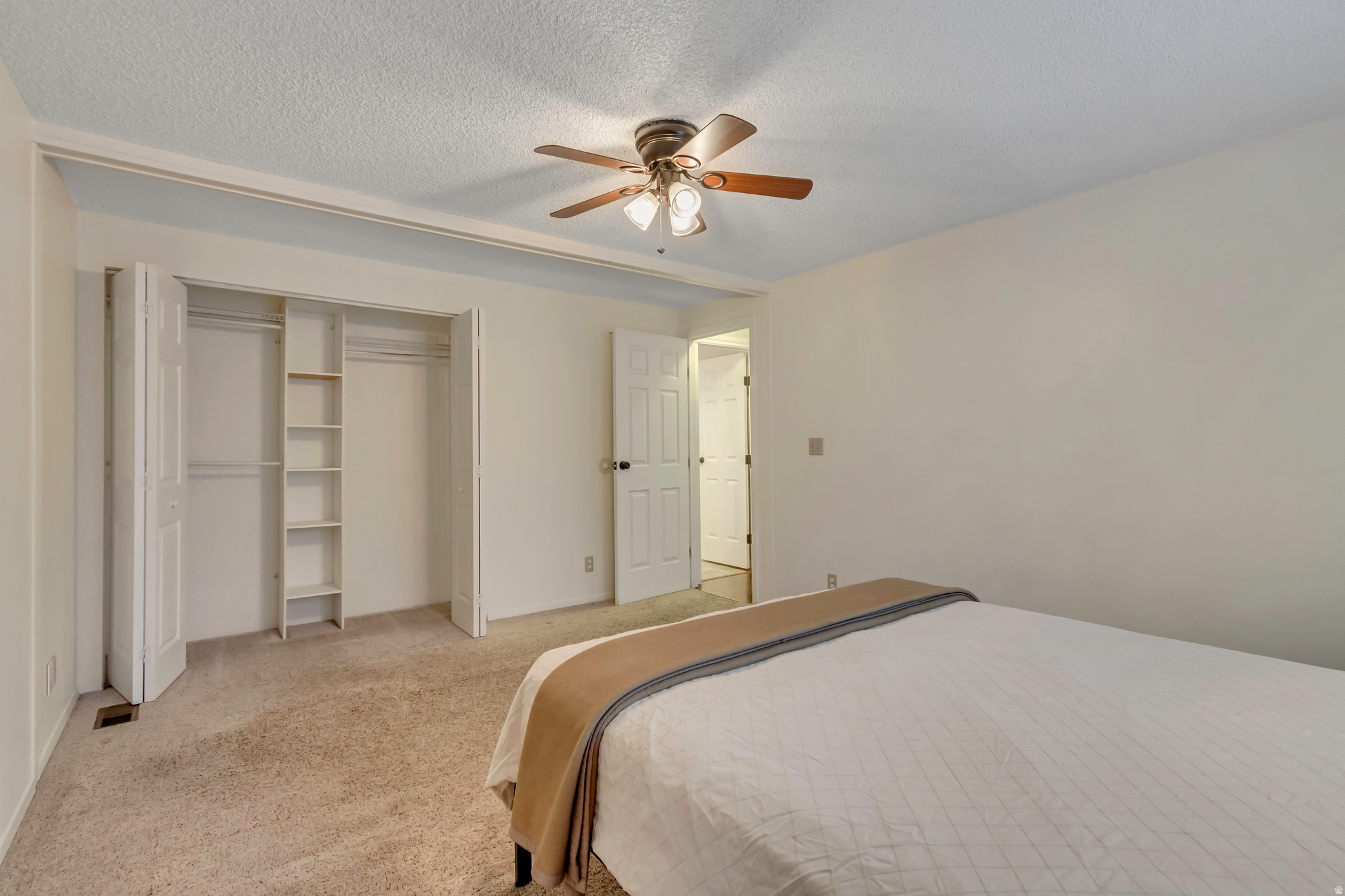 HIDDEN VALE - Residential