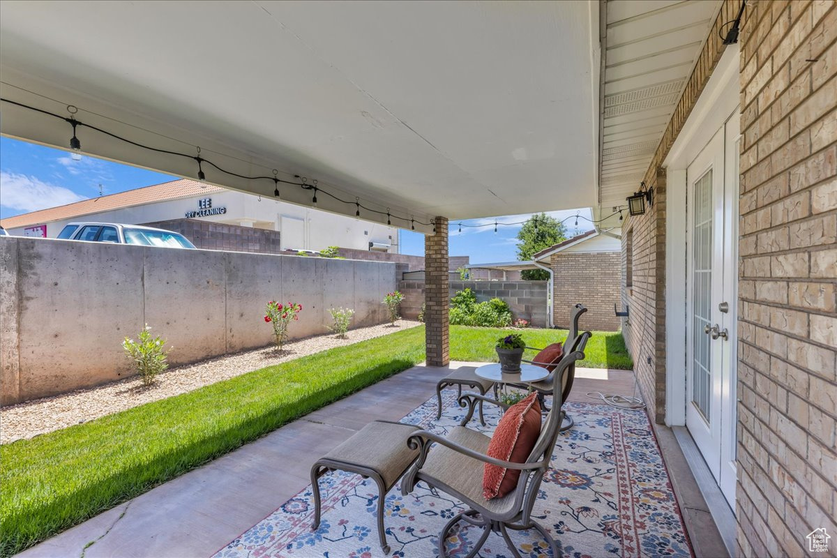 SUN COUNTRY MEADOWS TOWNHOMES - Residential