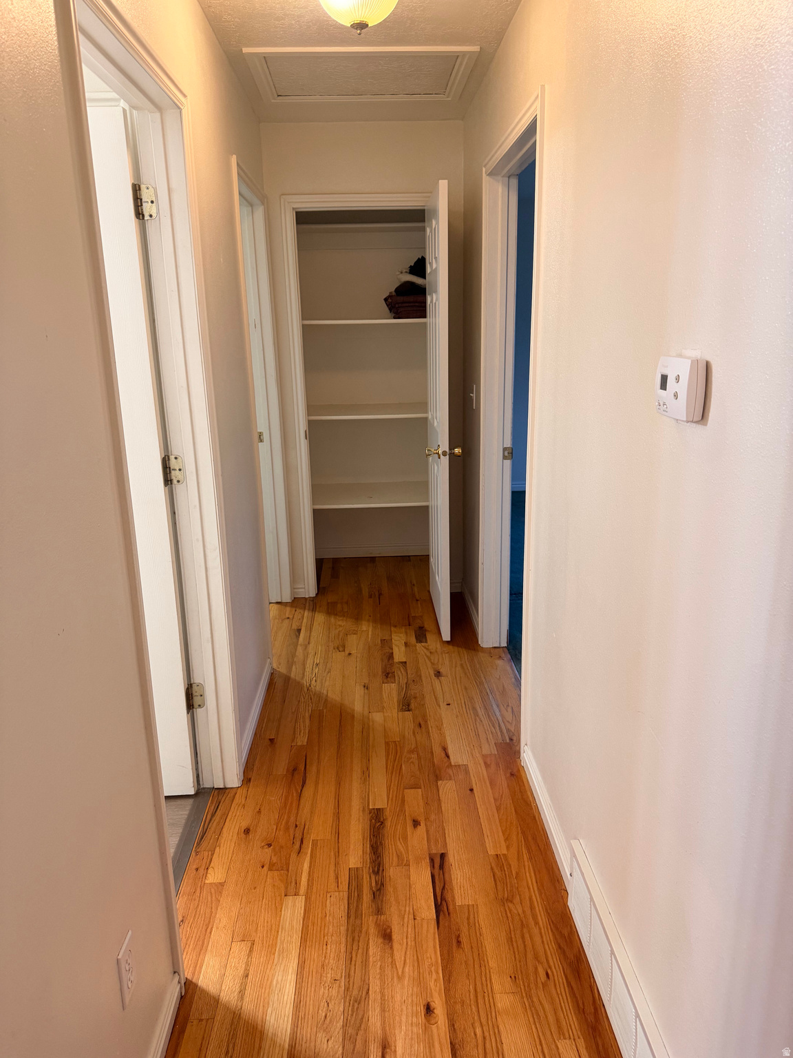 LITTLE MOUNTAIN ESTATES - Residential