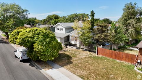 Tiny photo for 2140 W 3860 S, West Valley City, UT 84119 (MLS # 2107590)