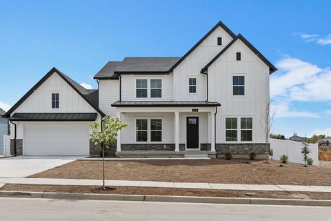 Photo of 1112 W GLAMBER LN, Saratoga Springs, UT 84045 (MLS # 2153656)
