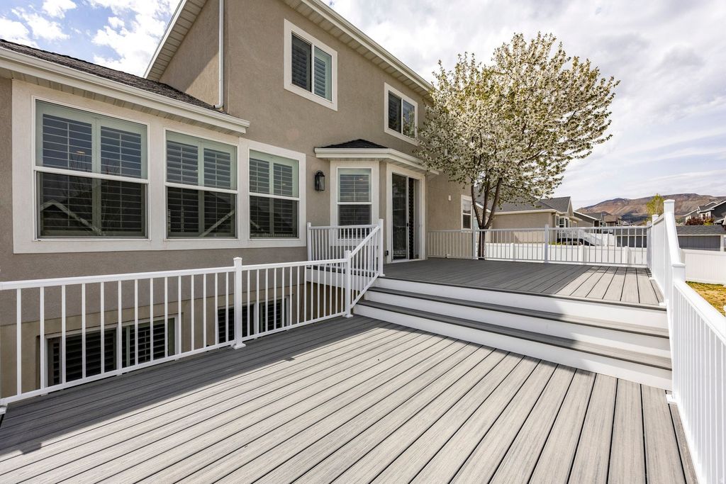 Photo of 6432 W HOLLISTER WAY S, Herriman, UT 84096 (MLS # 2147377)
