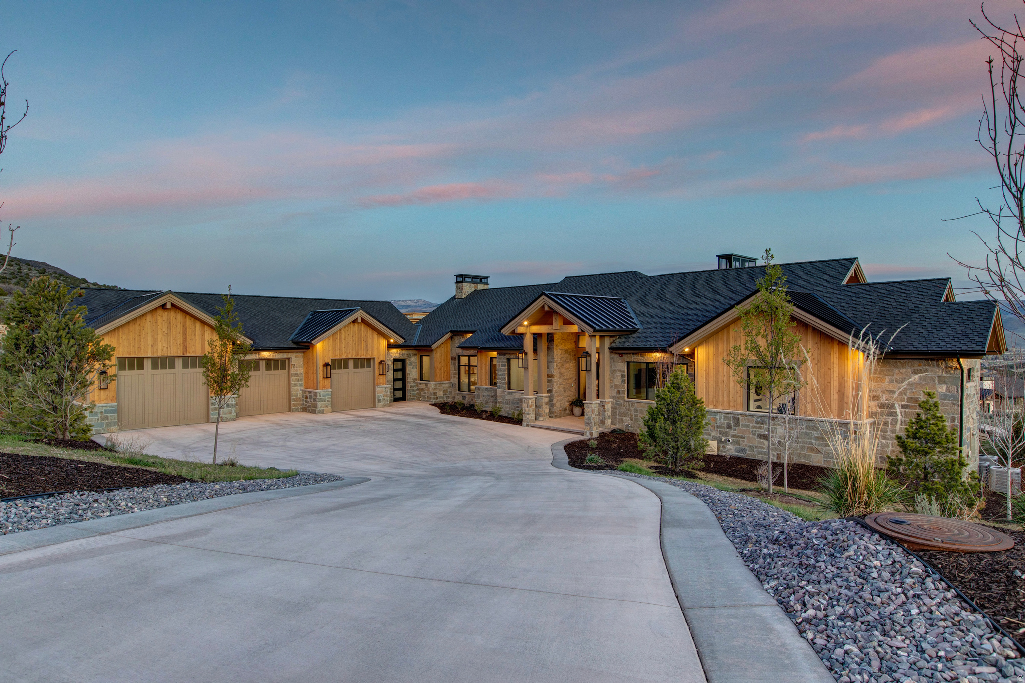 RED LEDGES - Residential