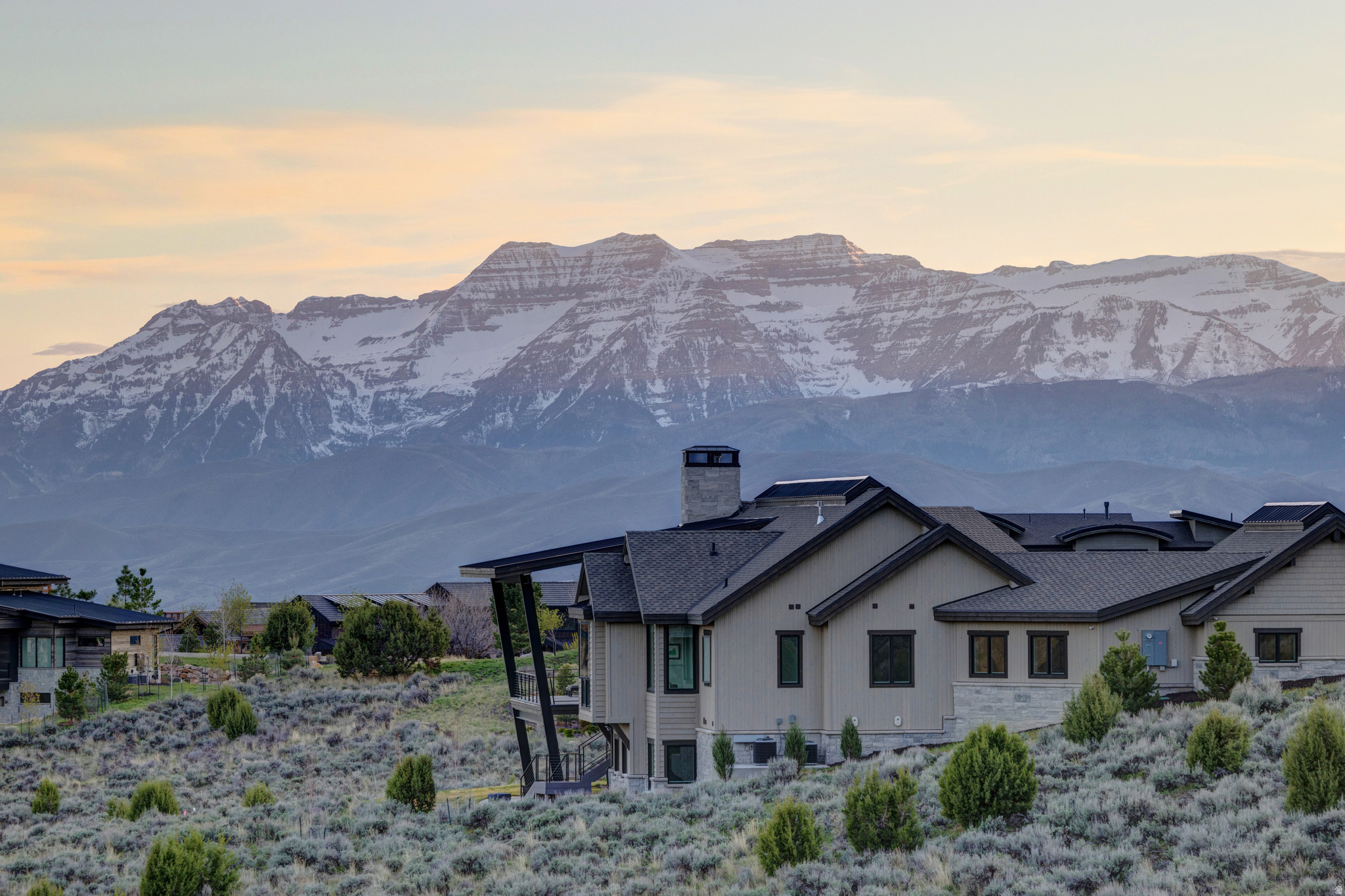 RED LEDGES - Residential