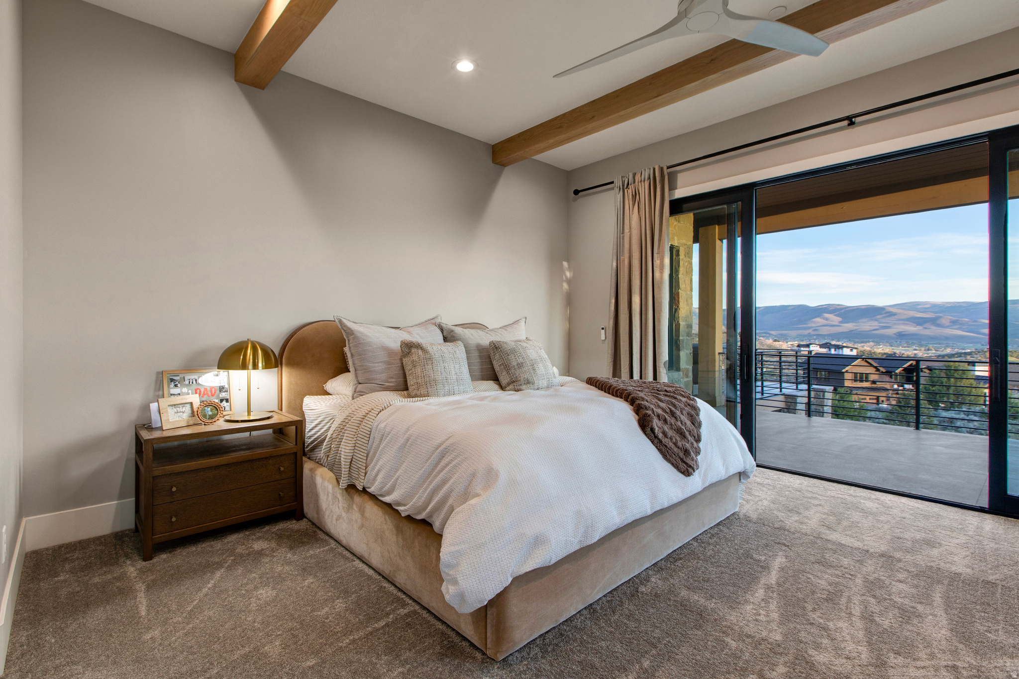 RED LEDGES - Residential