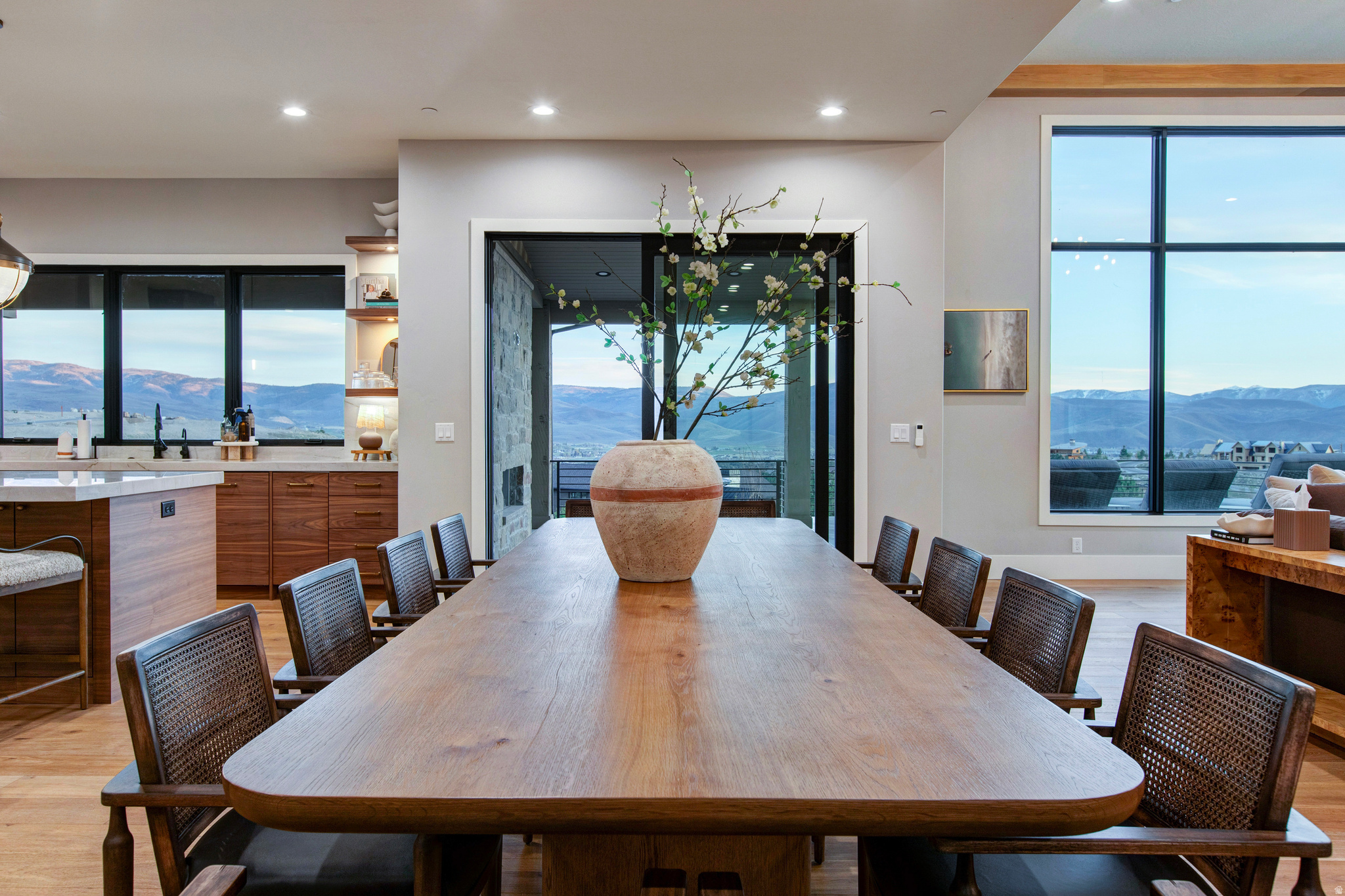 RED LEDGES - Residential