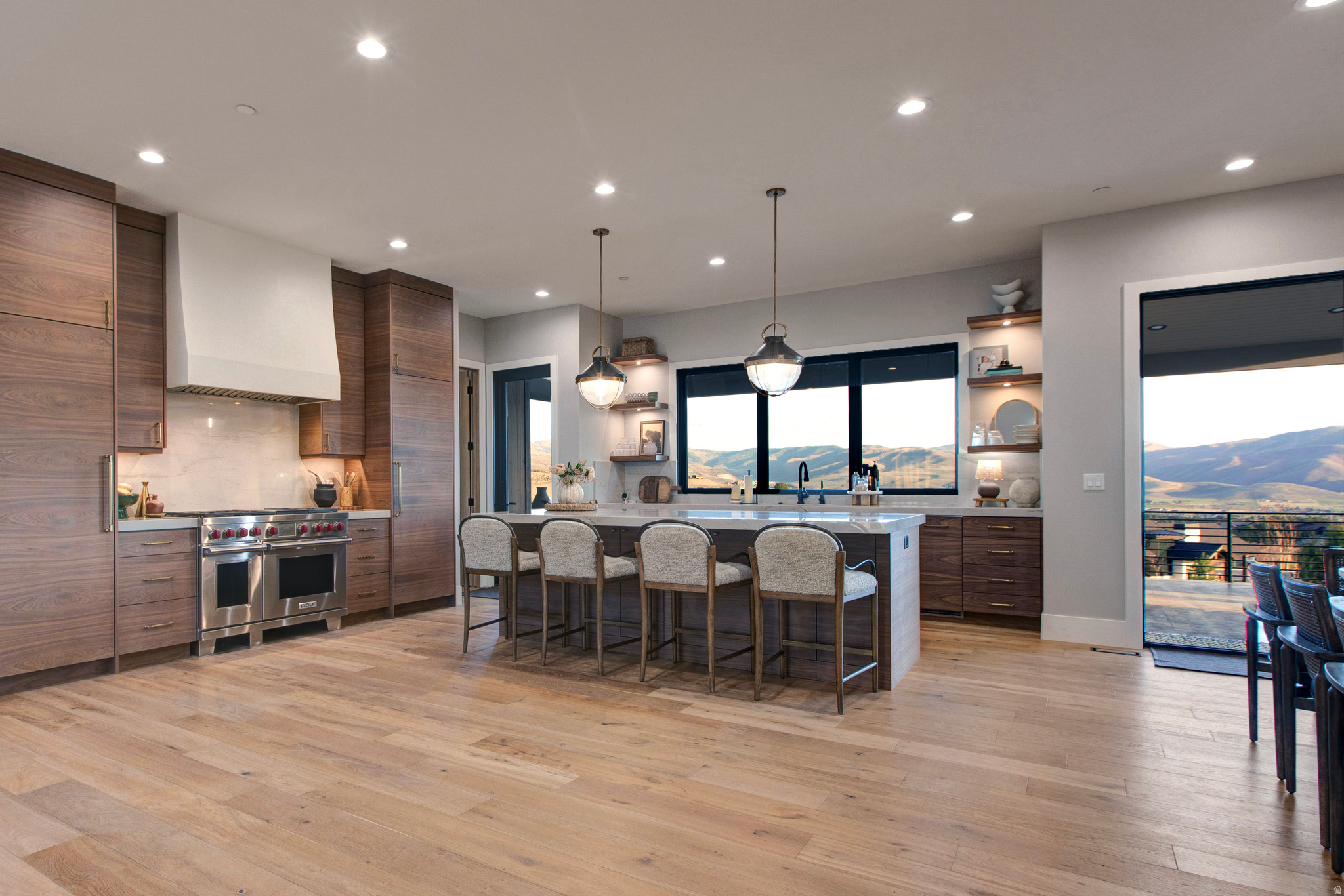 RED LEDGES - Residential