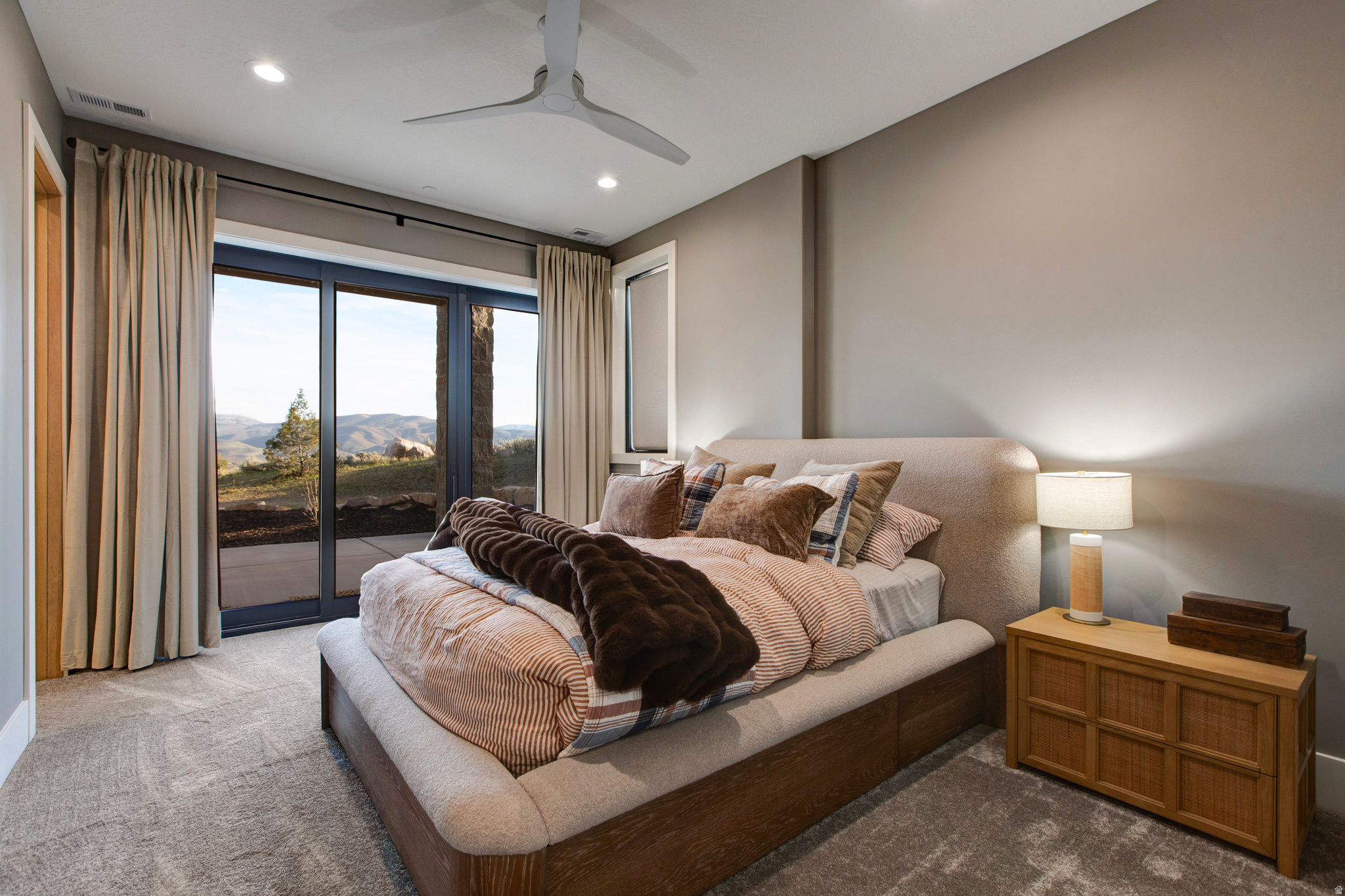 RED LEDGES - Residential