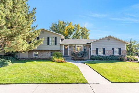 Photo of 568 E 200 N, Orem, UT 84097 (MLS # 2115066)