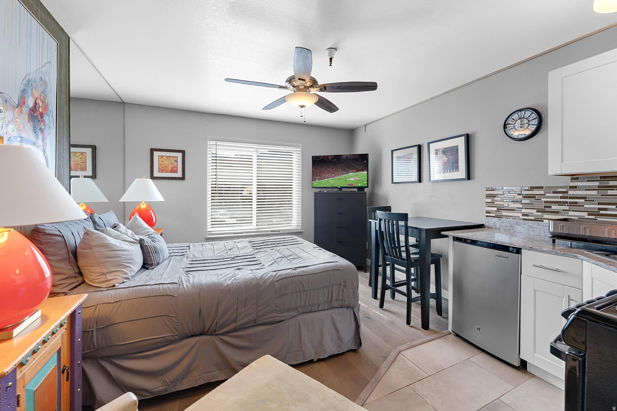 CARRIAGE HOUSE CONDOMINIUMS - Residential