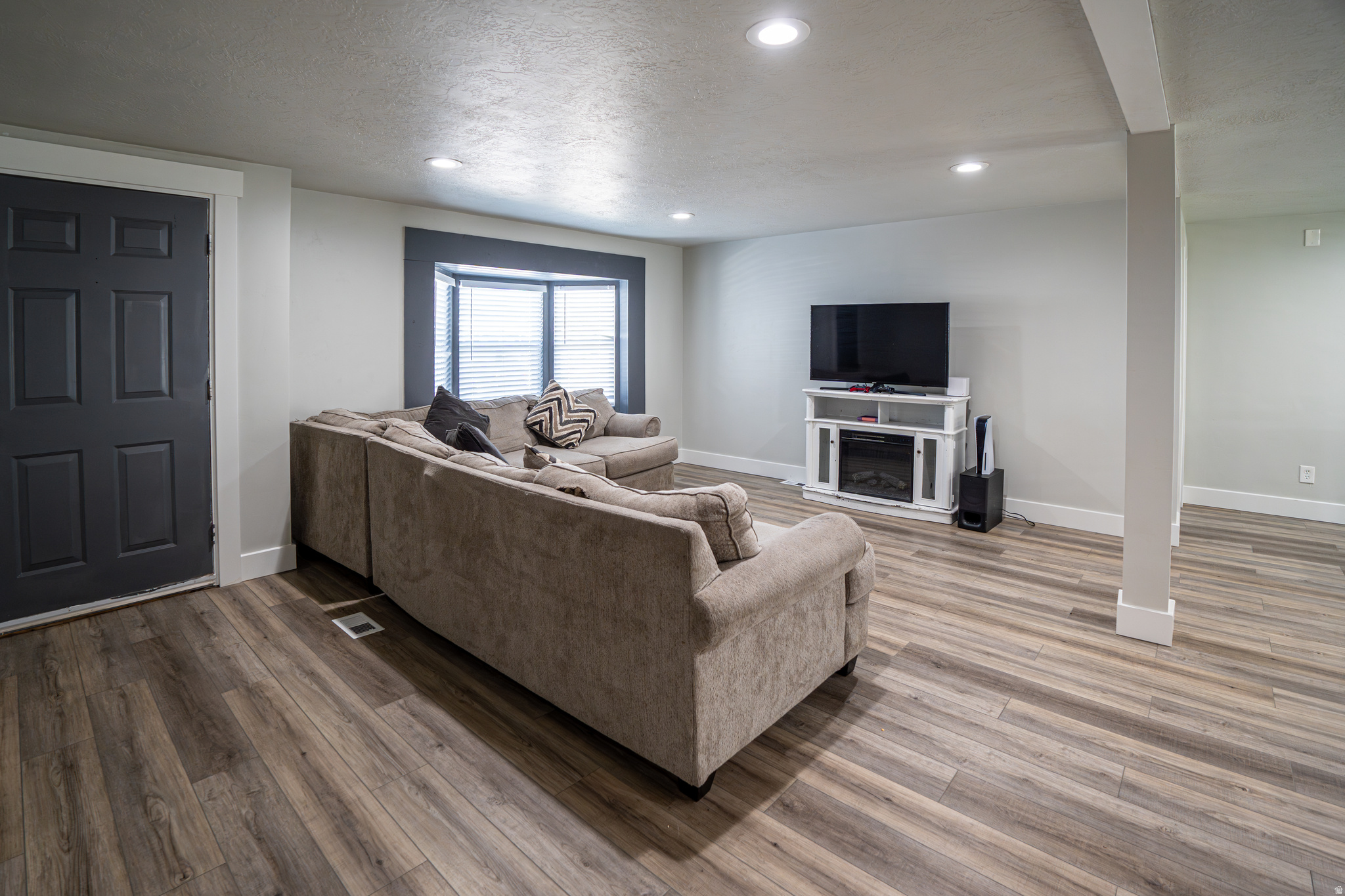 BYDE-A-WYLE LAS HACIENDAS - Residential