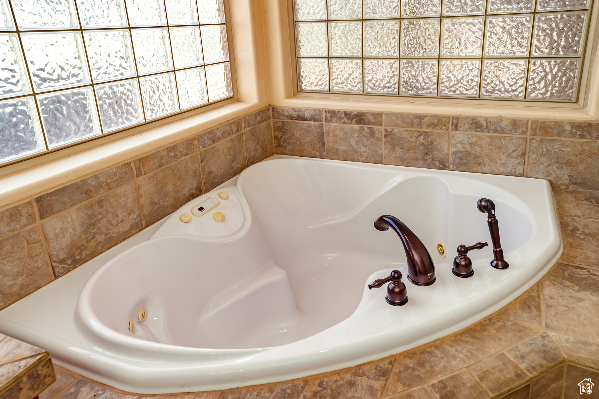 INDIAN KNOLLS 2 - Residential