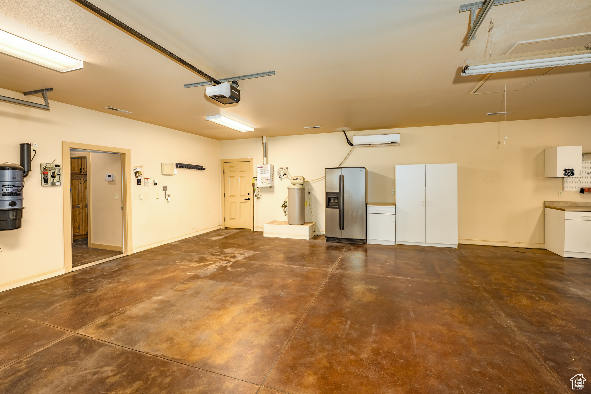 INDIAN KNOLLS 2 - Residential