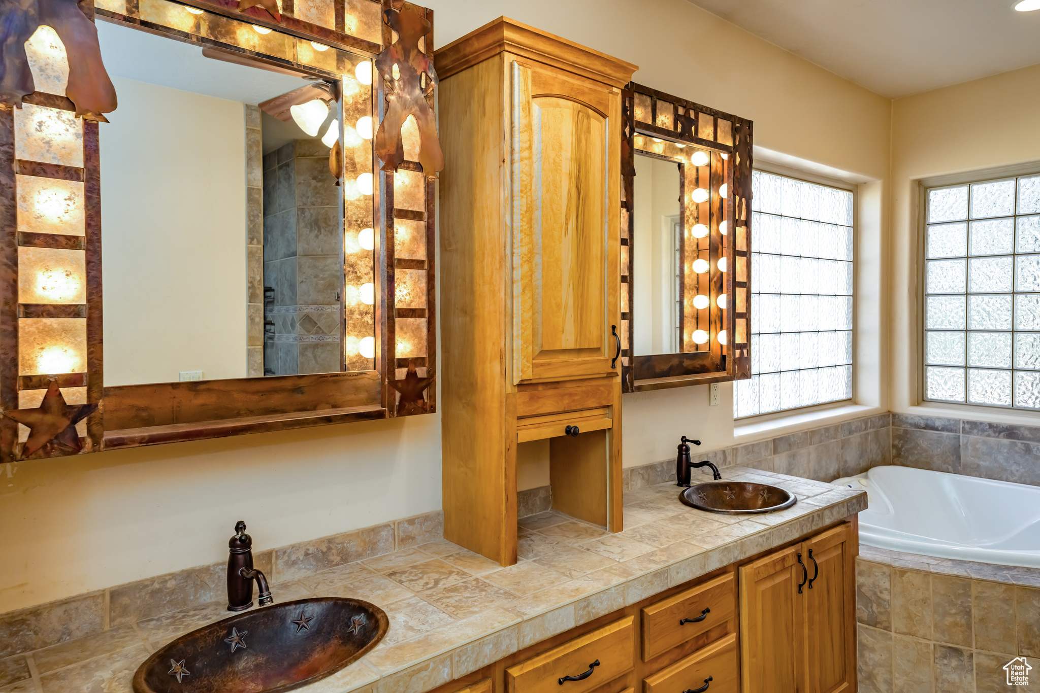 INDIAN KNOLLS 2 - Residential