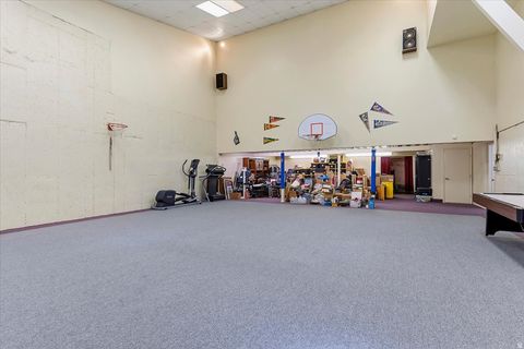 Tiny photo for 905 OAKRIDGE DR, Farmington, UT 84025 (MLS # 2154007)