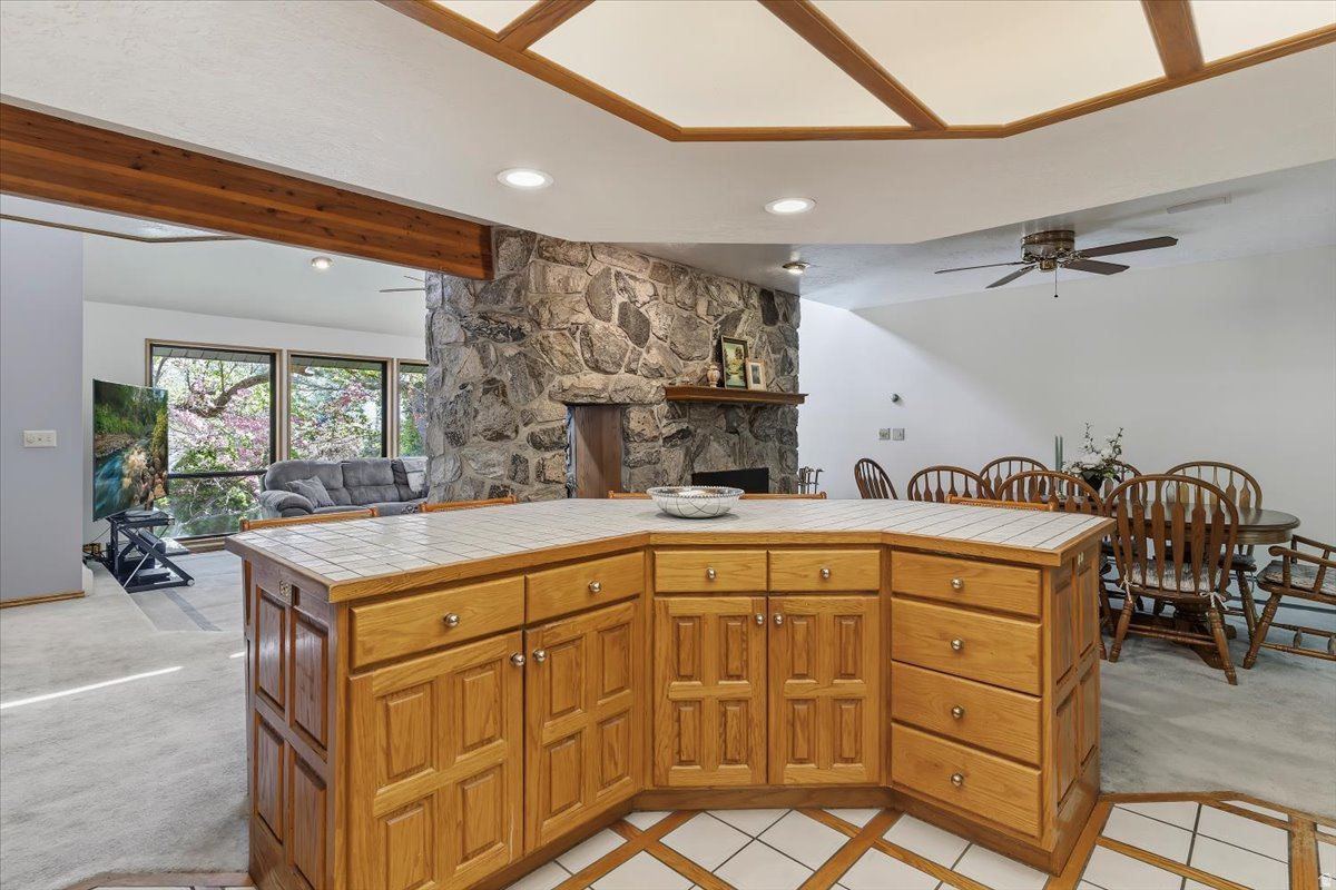 FARMINGTON HILLS - Residential