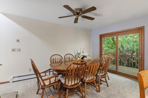 Tiny photo for 905 OAKRIDGE DR, Farmington, UT 84025 (MLS # 2154007)