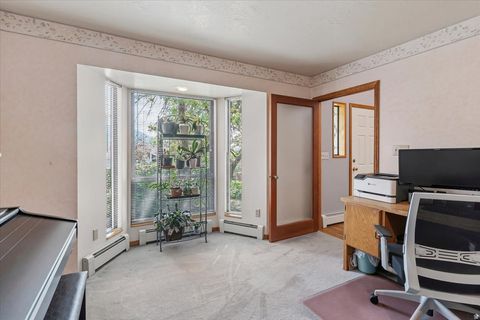 Tiny photo for 905 OAKRIDGE DR, Farmington, UT 84025 (MLS # 2154007)