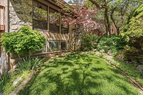 Tiny photo for 905 OAKRIDGE DR, Farmington, UT 84025 (MLS # 2154007)