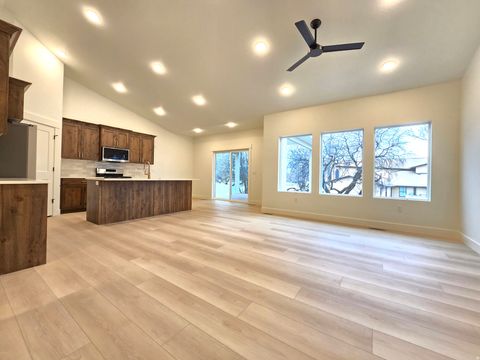 Tiny photo for 1019 W 200 N, Clearfield, UT 84015 (MLS # 2139184)