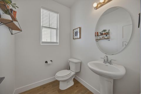 Tiny photo for 836 S 250 W, American Fork, UT 84003 (MLS # 2147728)