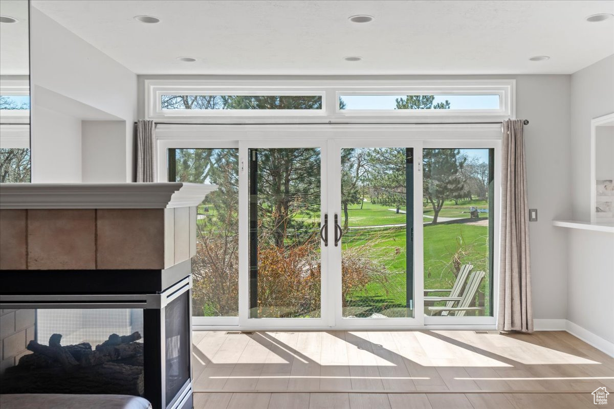 1527 N Sweetwater Ln, Farmington, Utah image 4