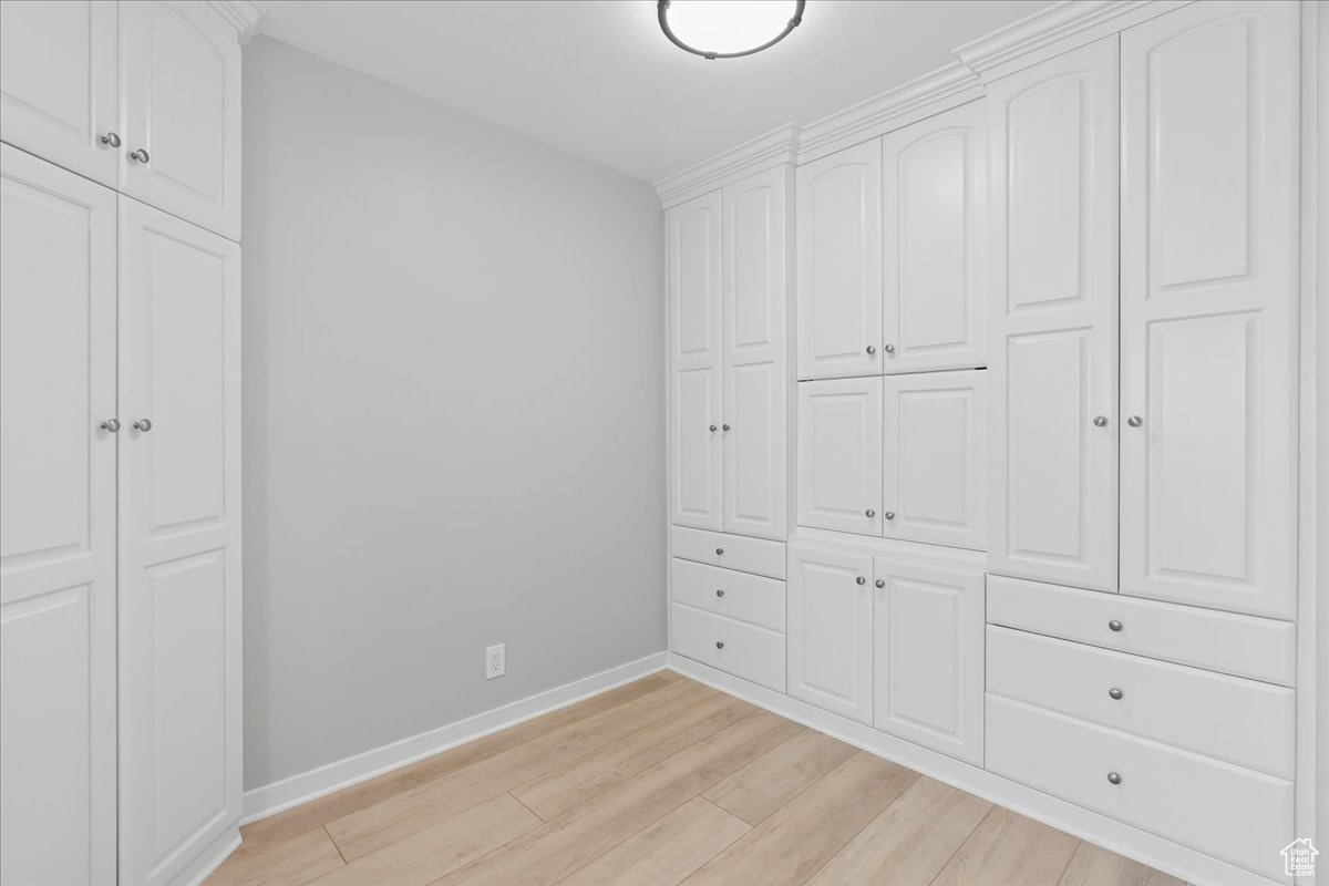 1527 N Sweetwater Ln, Farmington, Utah image 7