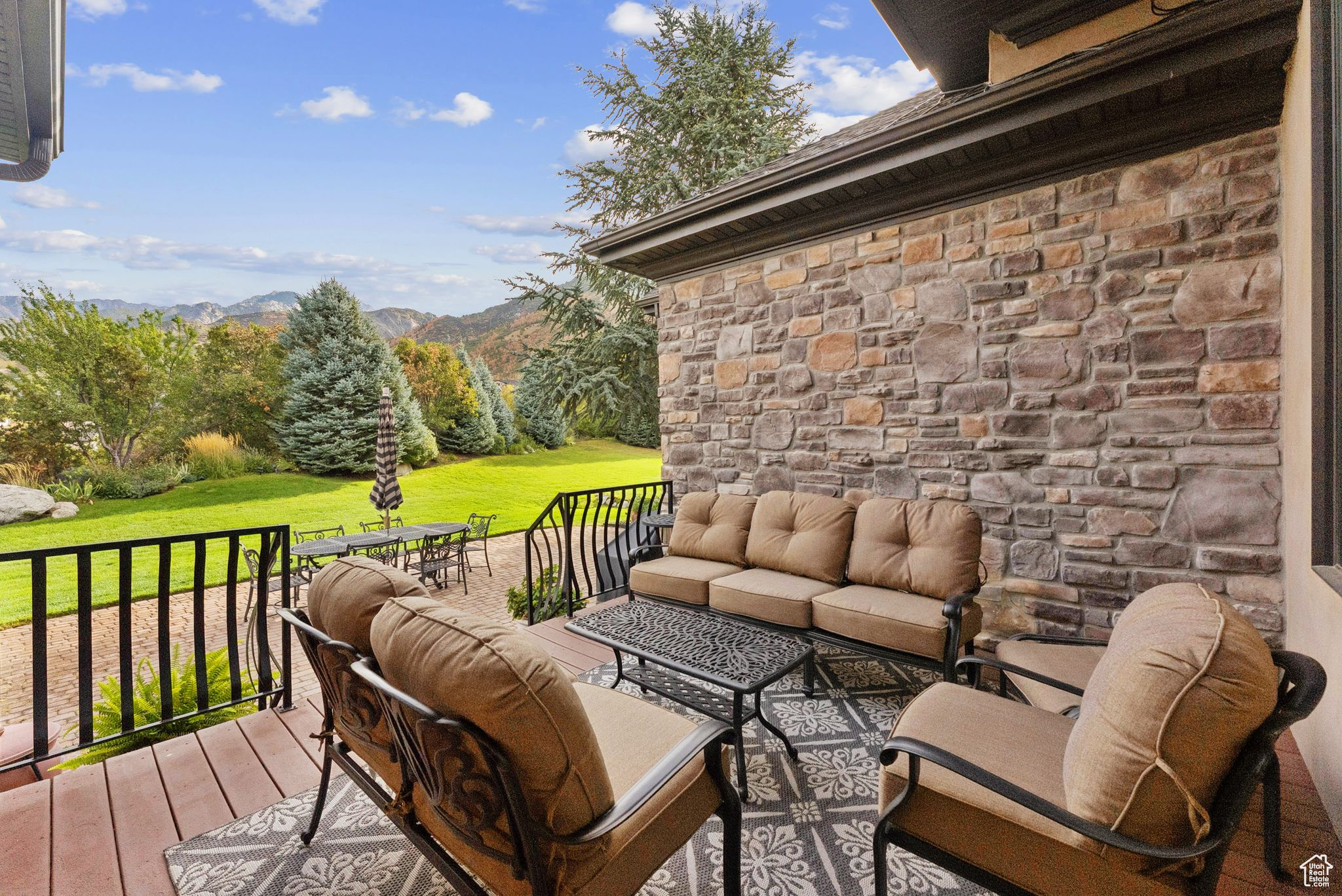 PEPPERWOOD CREEK - Residential