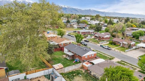 Tiny photo for 112 W 350 N, Clearfield, UT 84015 (MLS # 2151099)