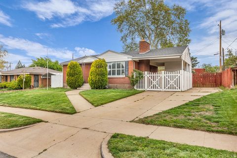 Tiny photo for 112 W 350 N, Clearfield, UT 84015 (MLS # 2151099)