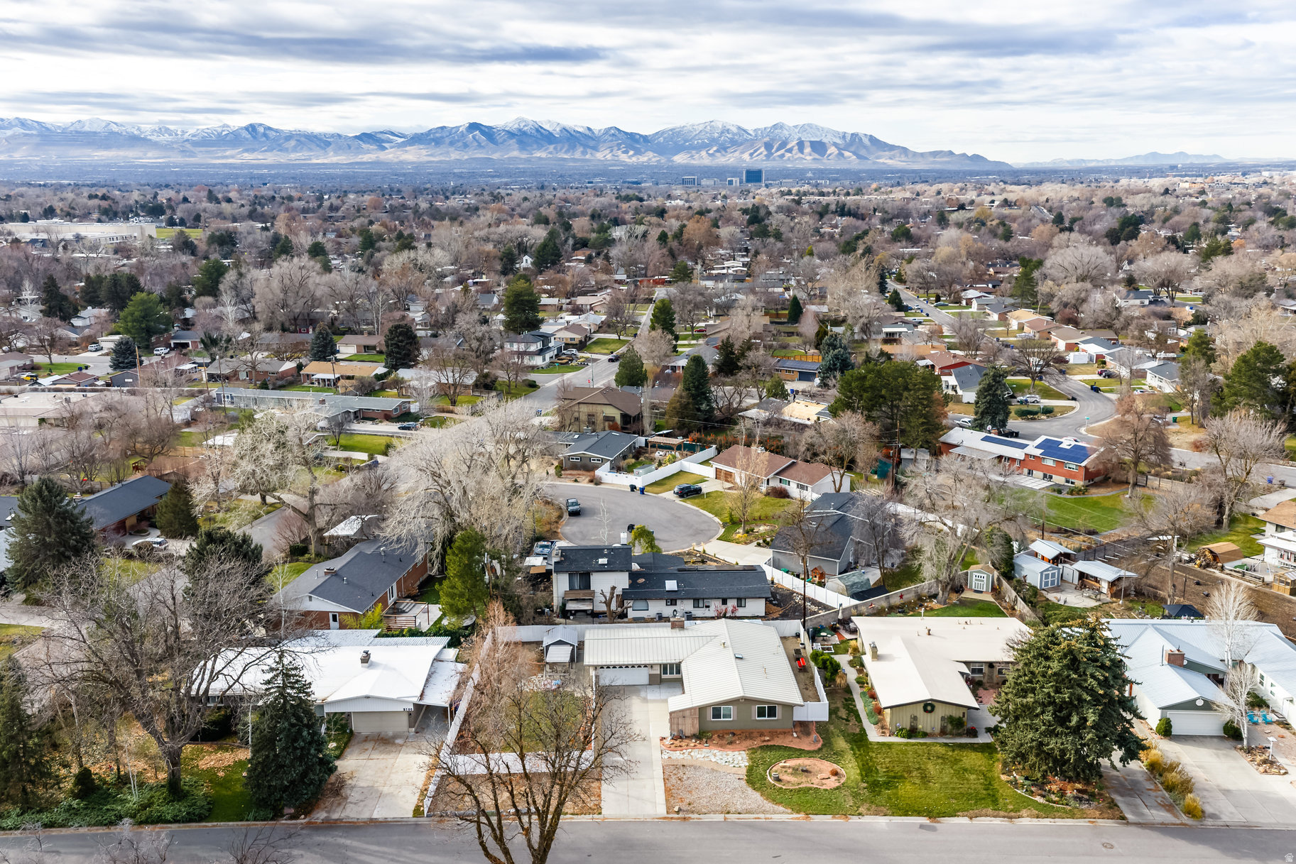 COTTONWOOD MEADOWS - Residential