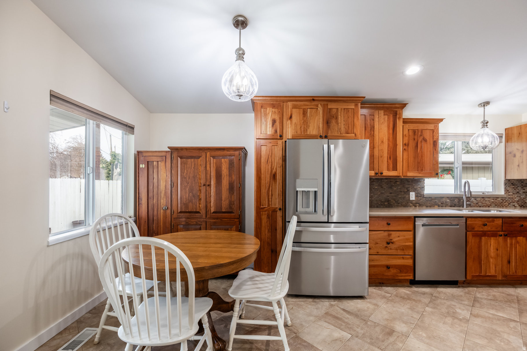 COTTONWOOD MEADOWS - Residential