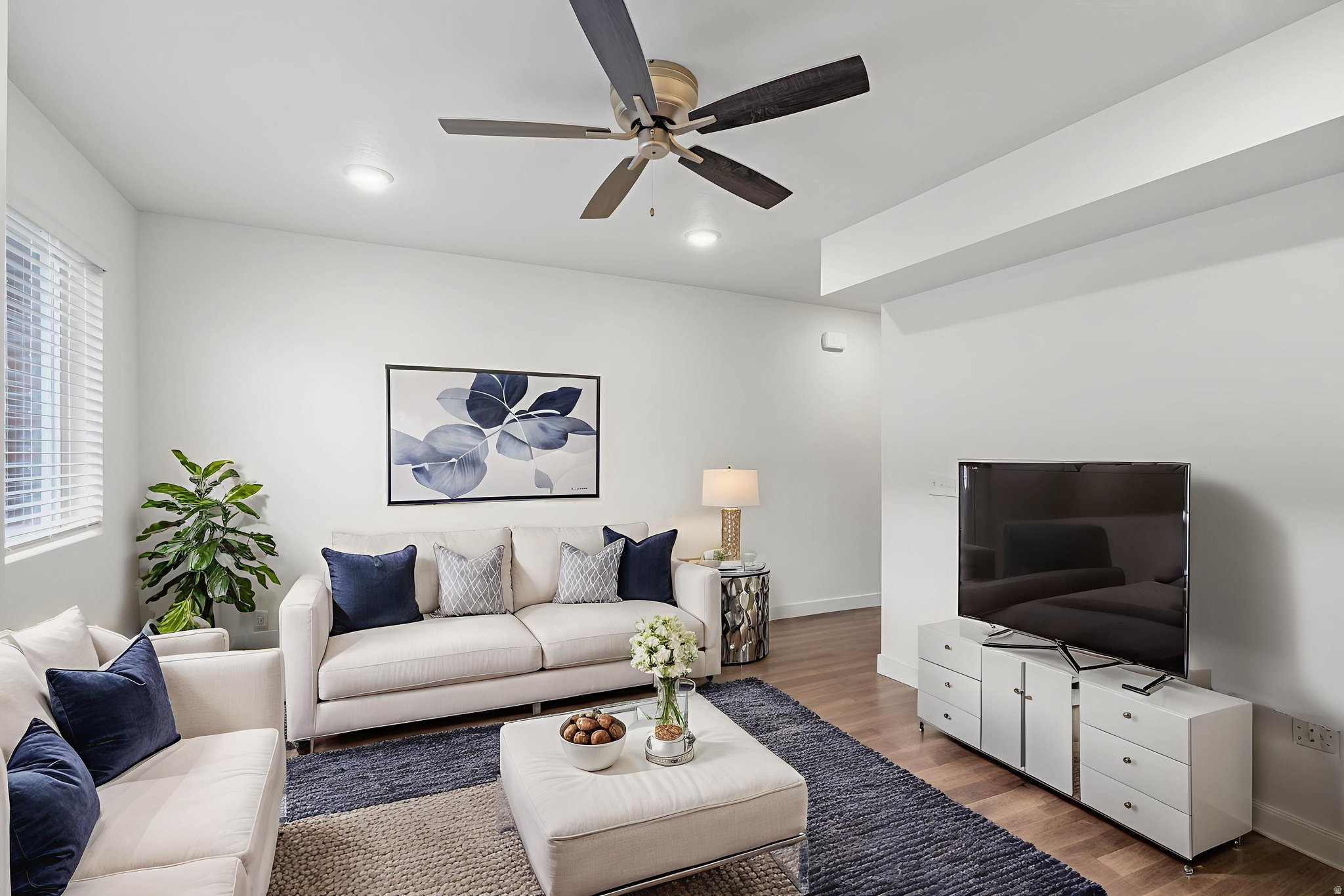 VILLAS AT THE POINT - Residential