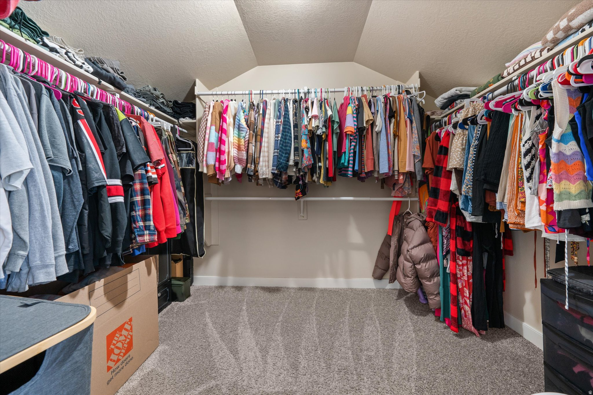 RIVER GLEN - Residential