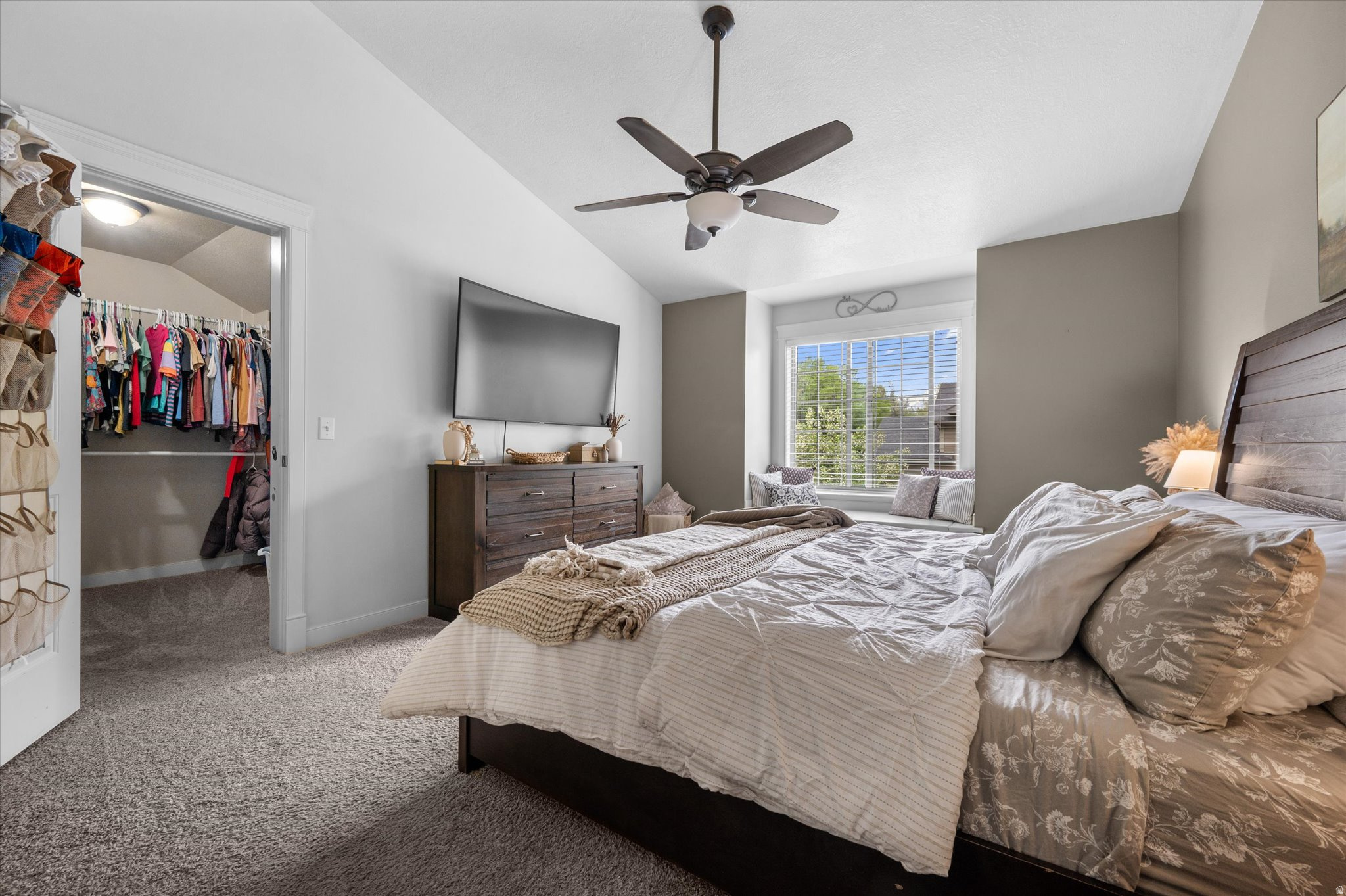 RIVER GLEN - Residential