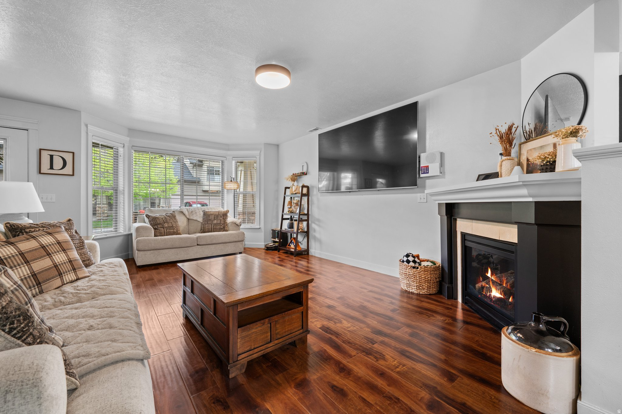 RIVER GLEN - Residential