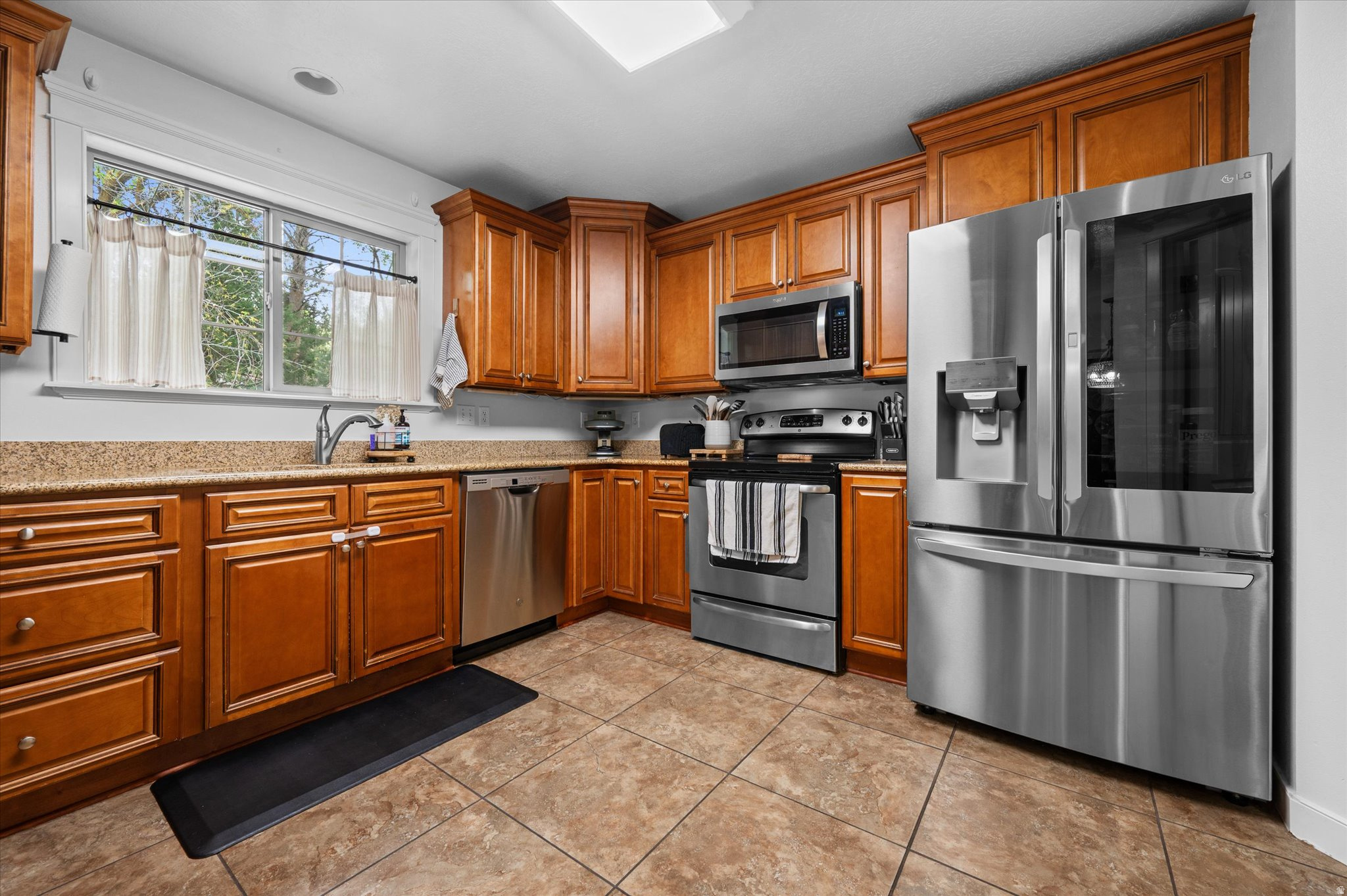 RIVER GLEN - Residential