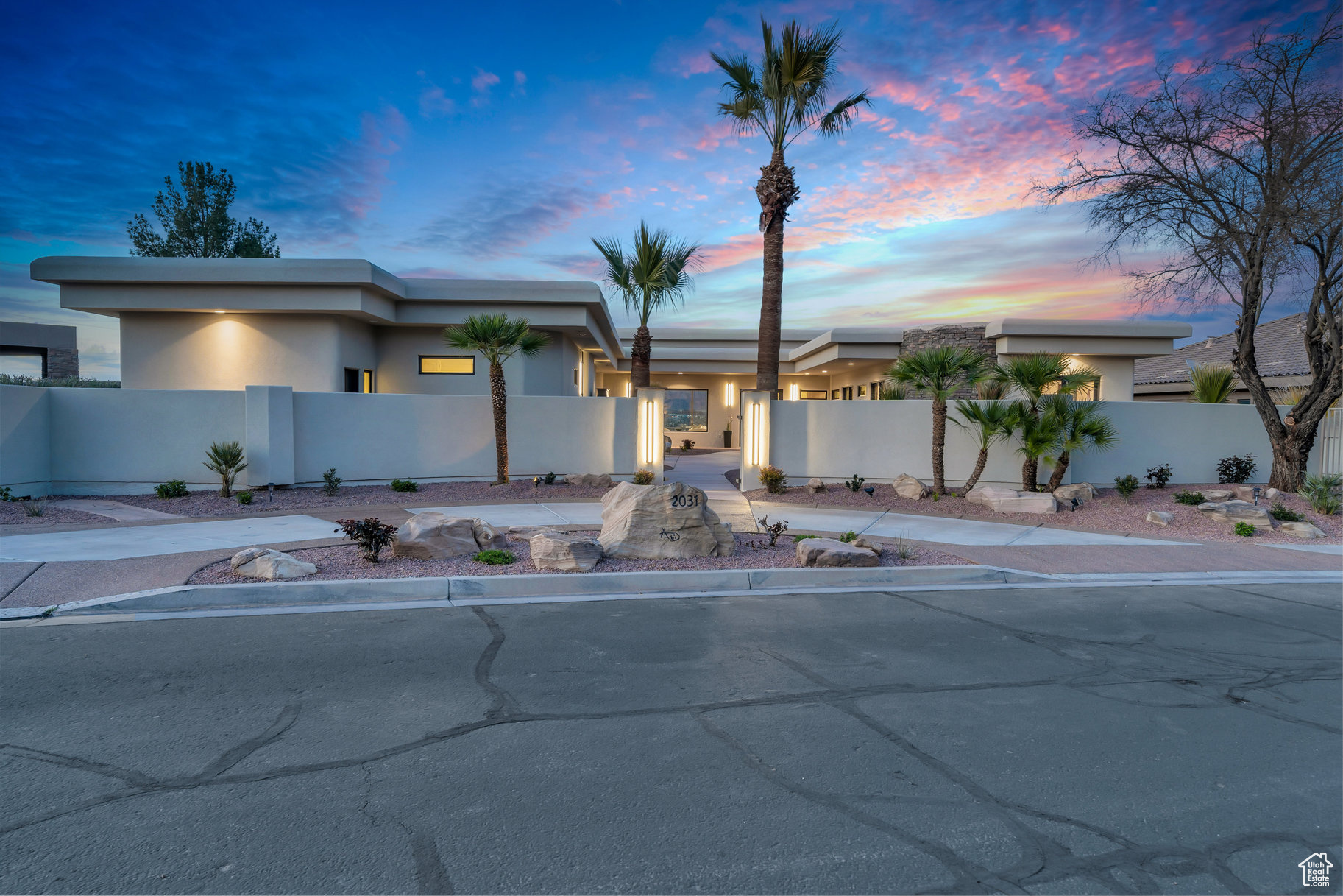 STONE CLIFF 5 - Residential