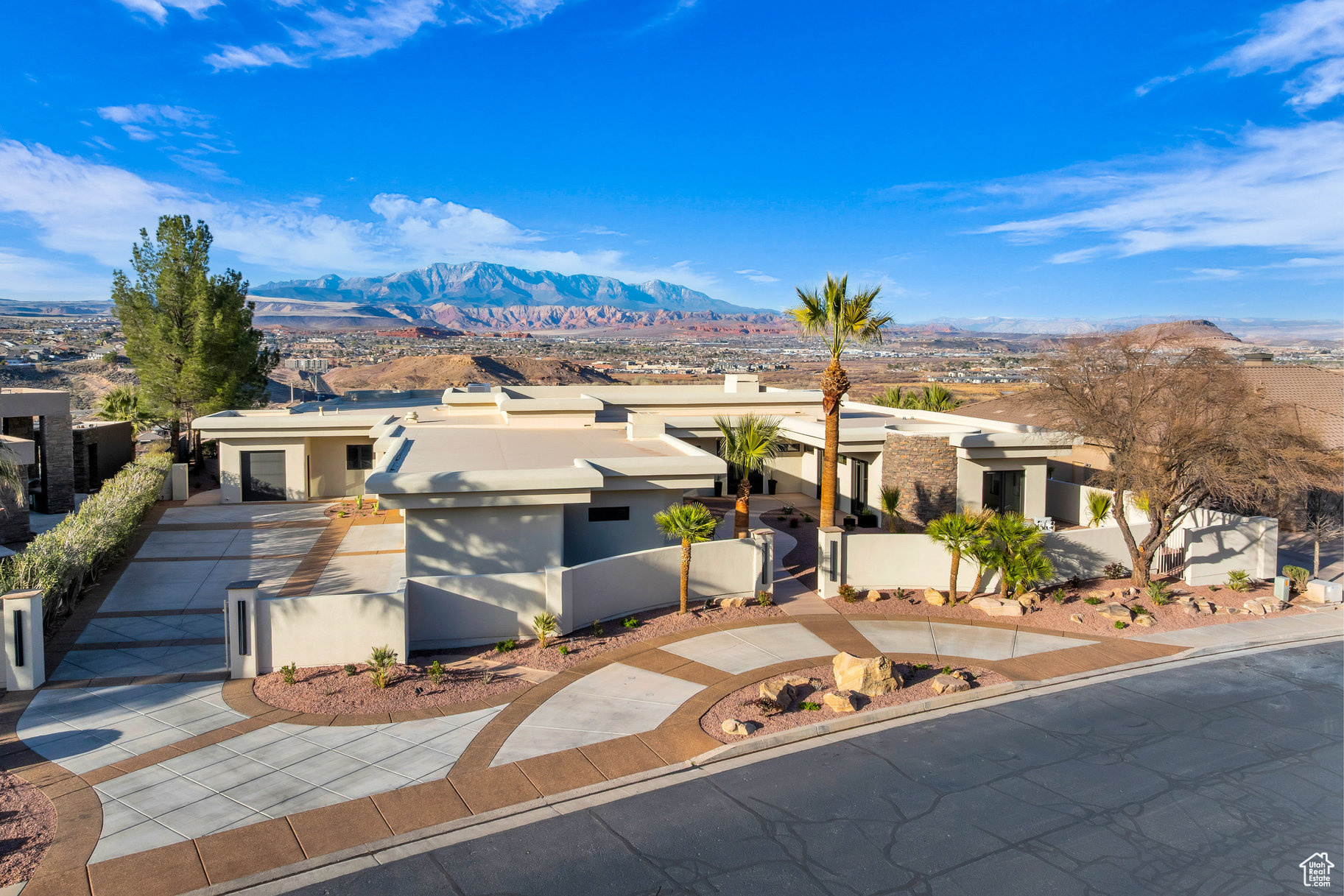 STONE CLIFF 5 - Residential