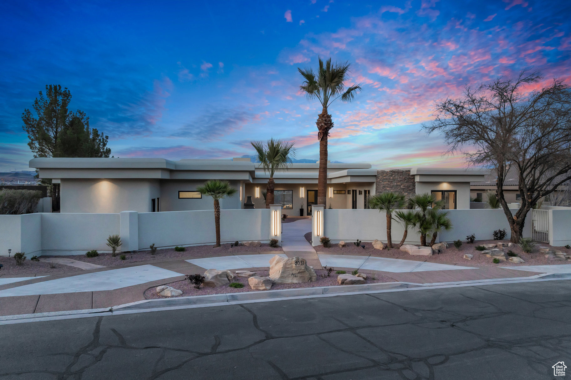 STONE CLIFF 5 - Residential