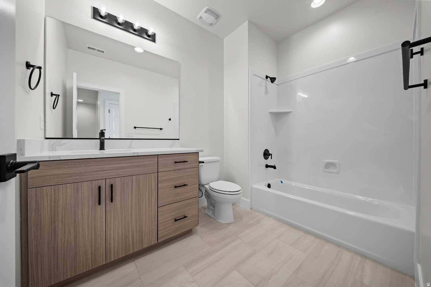 SOUTH DESERT - Residential