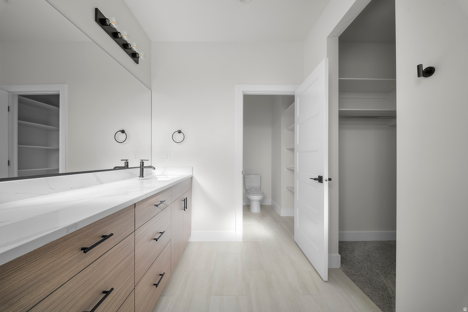 SOUTH DESERT - Residential