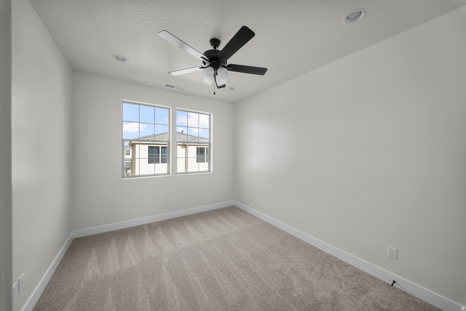 SOUTH DESERT - Residential