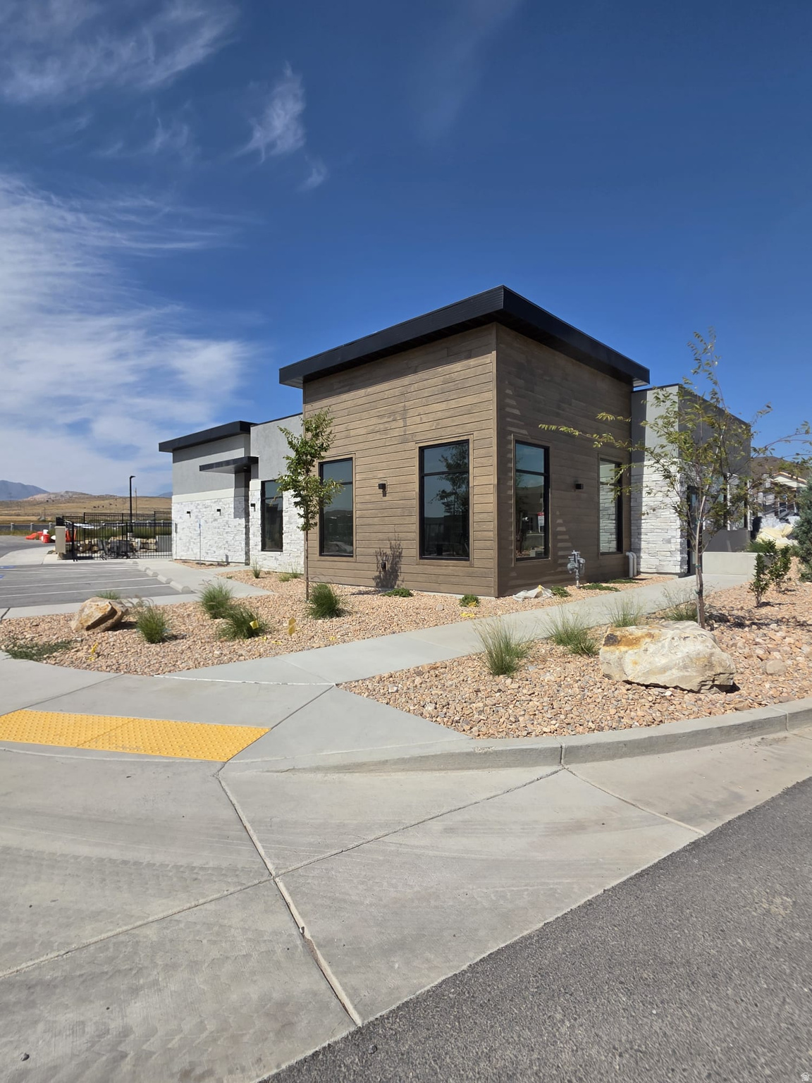 SARATOGA VIEW - Residential