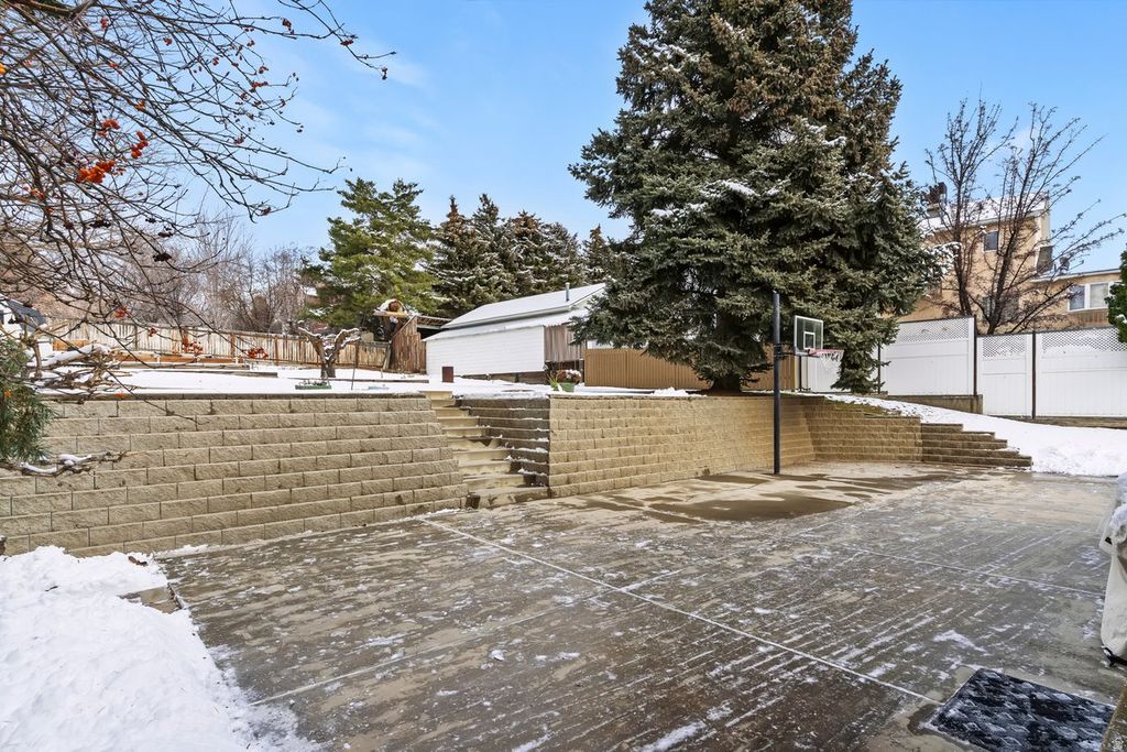 Photo of 524 W 3950 N, Pleasant View, UT 84414 (MLS # 2130193)