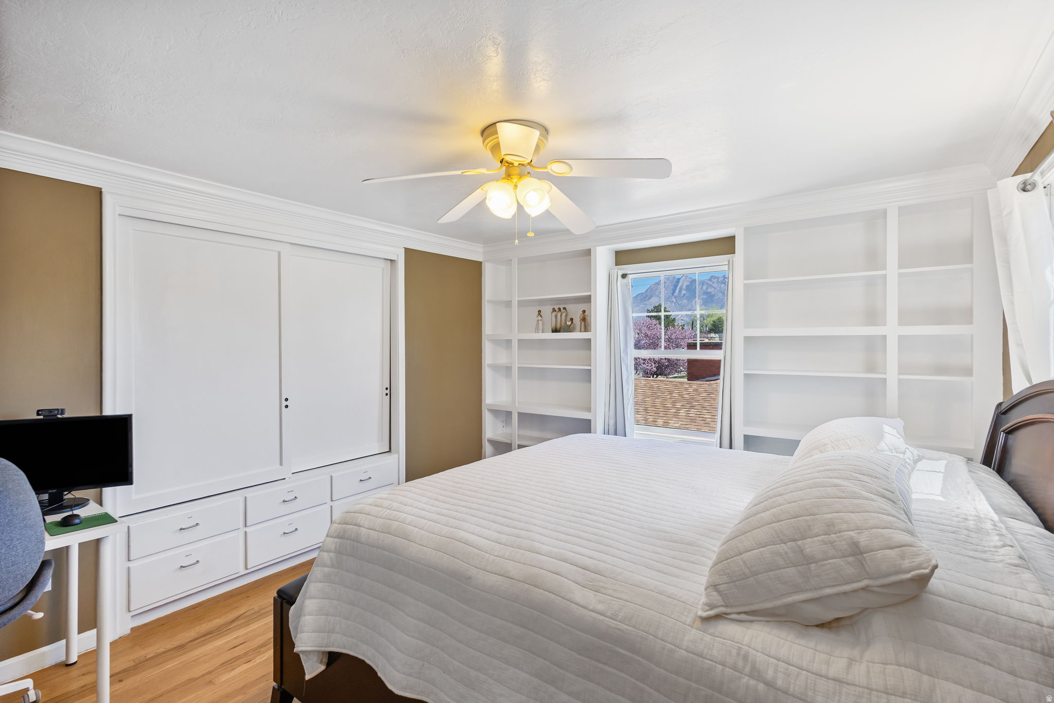 TURN PEAKS - Residential